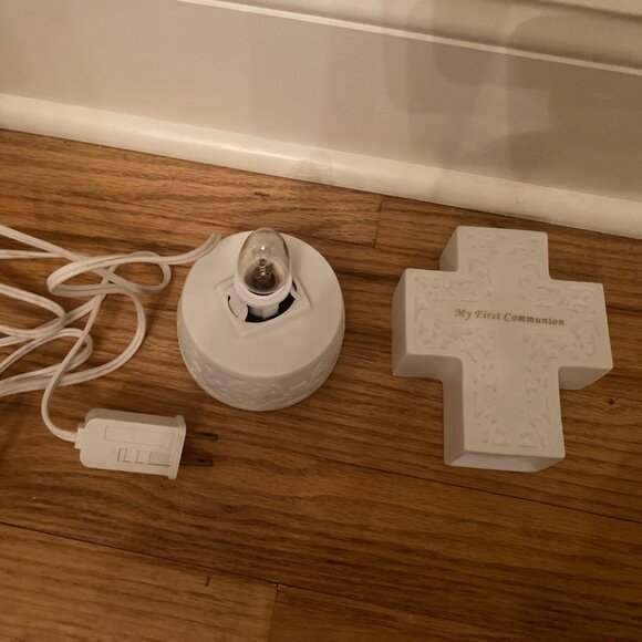 Music Box Night Light-1st Communion - Picture 10 of 14